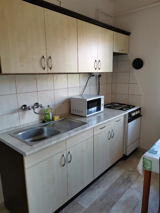 Roland Apartman Apartment Балатонлеле Екстериор снимка